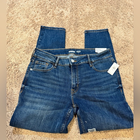 Old Navy Rockstar Super Skinny Mid Rise 10 Short - Picture 4 of 4